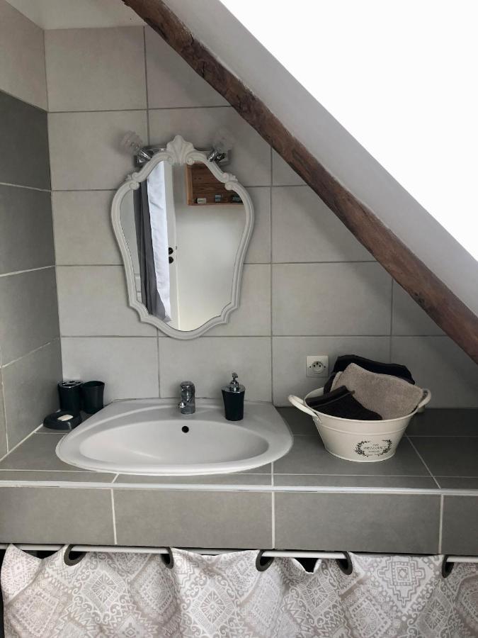 Chambre Double Avec Sdb Privee Au Milieu Des Champs Daire Teloché Dış mekan fotoğraf